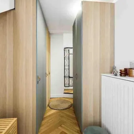 Apartman Design In Le Marais *